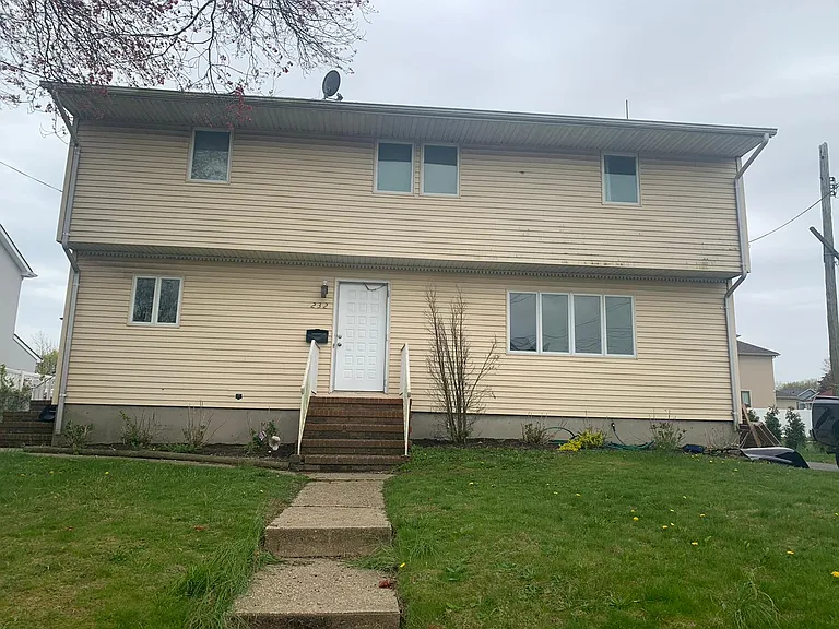 232 Lockwood Ave — Photo 5