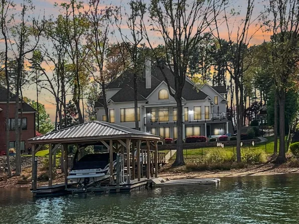 18922 Balmore Pines Ln, Cornelius, NC 28031