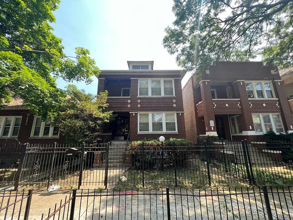 1st image of 6725 S Artesian Ave
