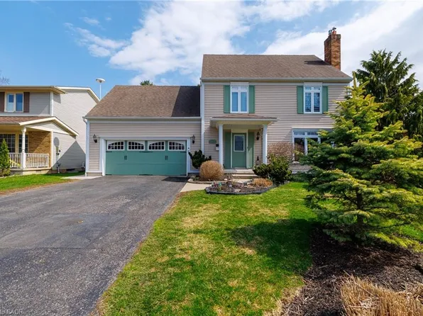 35 Brookfield Blvd, Haldimand County, ON N1A 3G2