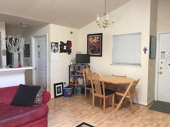 4th image of 5600 Willoughby Newton Dr Unit 32