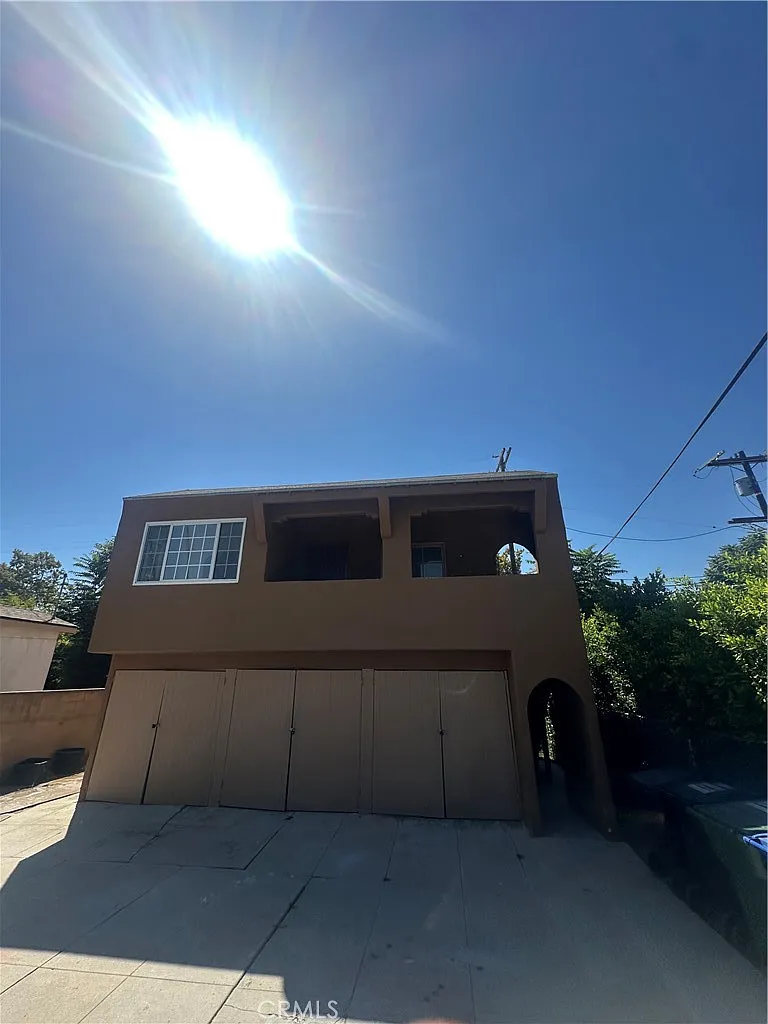 1 bed, 800 sqft, $2,300 — Photo 2