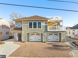 1712 Barnegat Ave, Ship Bottom, NJ 08008