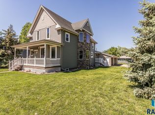 401 S Elm St, Lennox, SD 57039