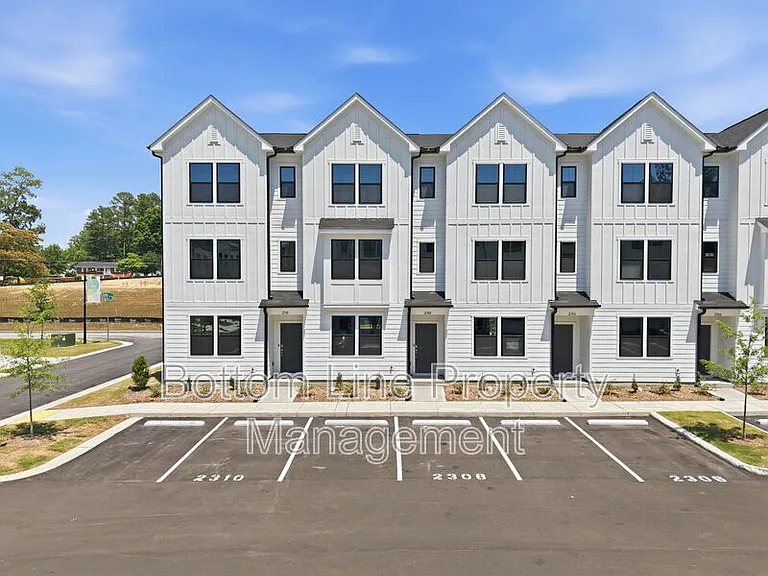 2308 Oakwood Meadows Ct — Photo 15