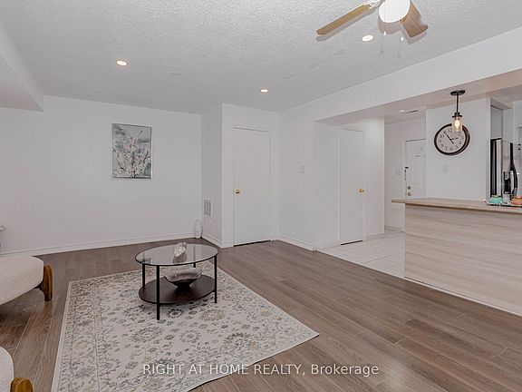 5th image of 40 Rexdale Blvd #3
