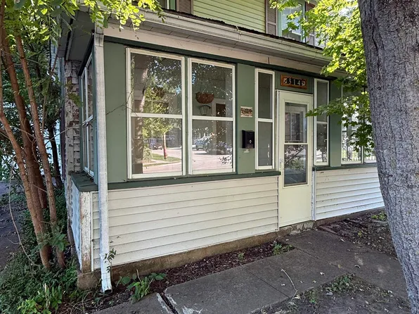 314 Gear St, Galena, IL 61036
