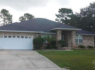 2490 Vale Dr, Navarre, FL 32566