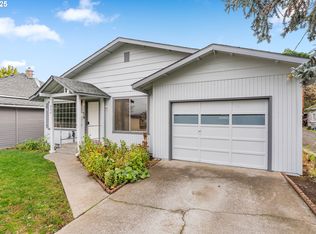 906 Garrison St, The Dalles, OR