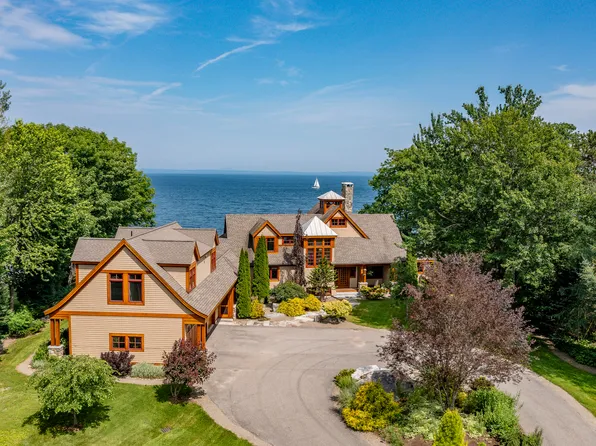 27 Jasmine Way, Belfast, ME 04915