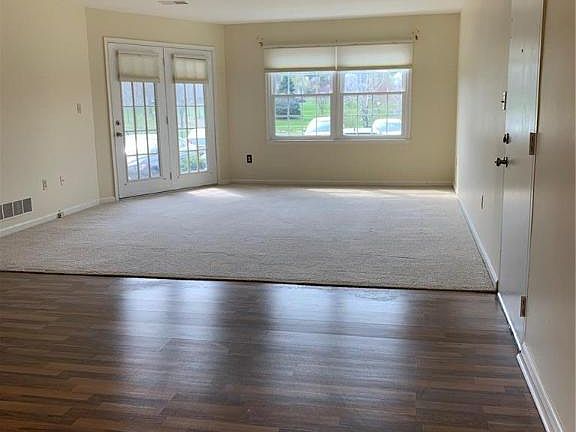 3rd image of 4643 Cheryl Dr