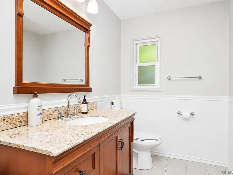 7 Tudor Pl — Photo 11