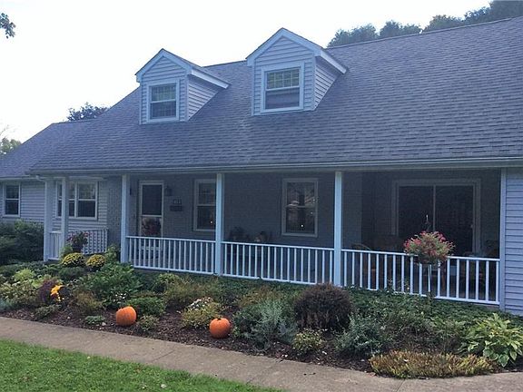 2nd image of 453 Laury Ln