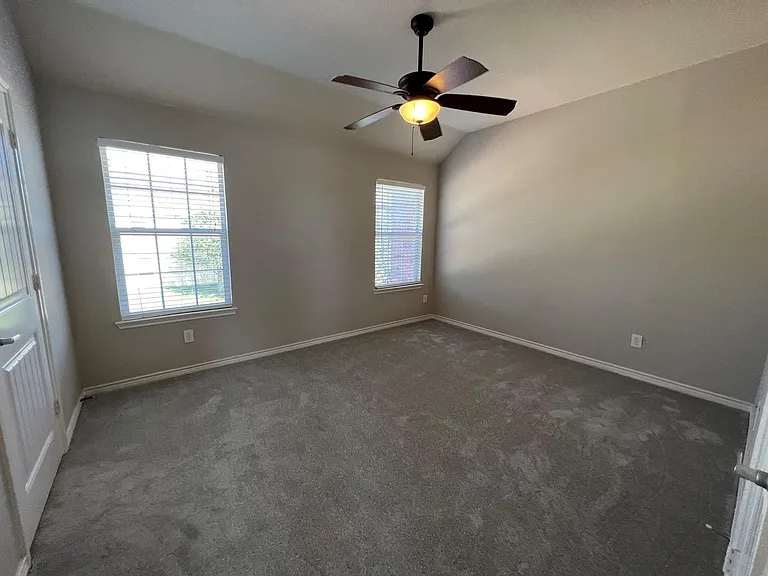 7700 Loma Alta Trl — Photo 20