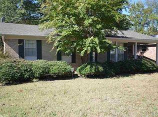 6912 Bluebird Dr, Little Rock, AR 72205