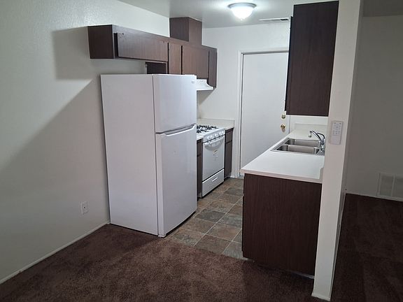 3rd image of 2244 Cristobal Ave
