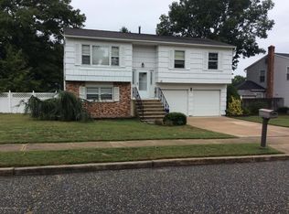12 Ivy Pl, Howell, NJ 07731