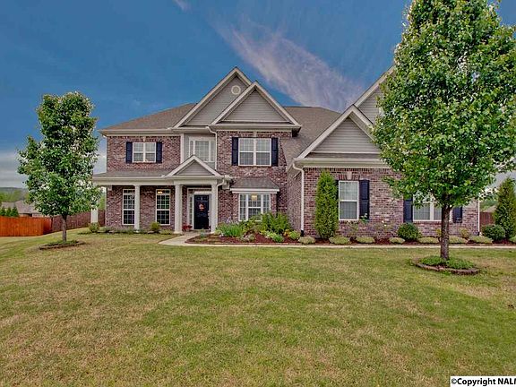 2nd image of 4801 Pinebrook Ct