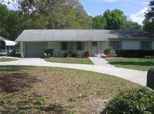 5606 Woodbine Dr, Zephyrhills, FL 33543