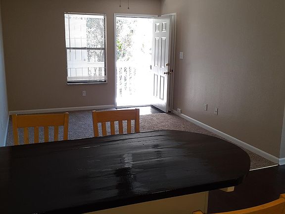 3rd image of 3208 Redwood Ln #215