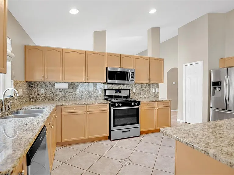 2962 Egrets Landing Dr — Photo 3