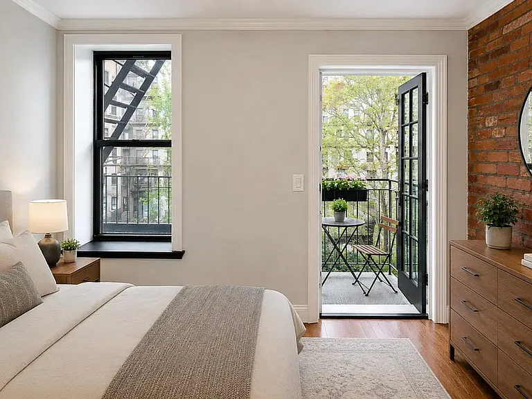 252 Mott St #14 — Photo 3