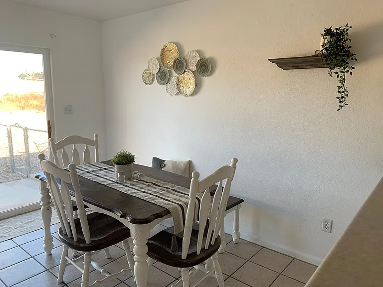 221 W Harmony Dr — Photo 9