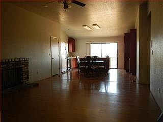 3rd image of 178 Lang St