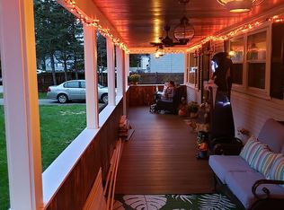 27 Merrimack St, Hudson, NH 03051