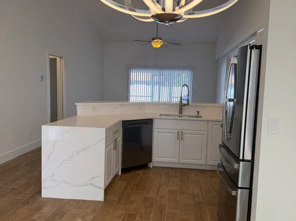 4509 SW Santa Barbara Pl, Cape Coral, FL 33914