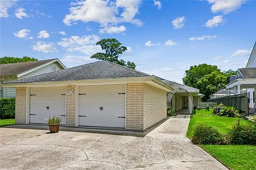121 Ridgeway Dr Photo 1