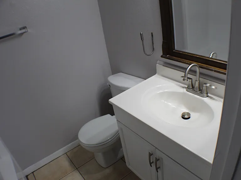 857 Lyndhurst St #D — Photo 11