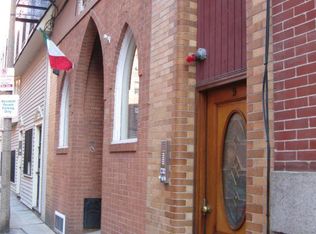 9 Charter St #0, Boston, MA 02113