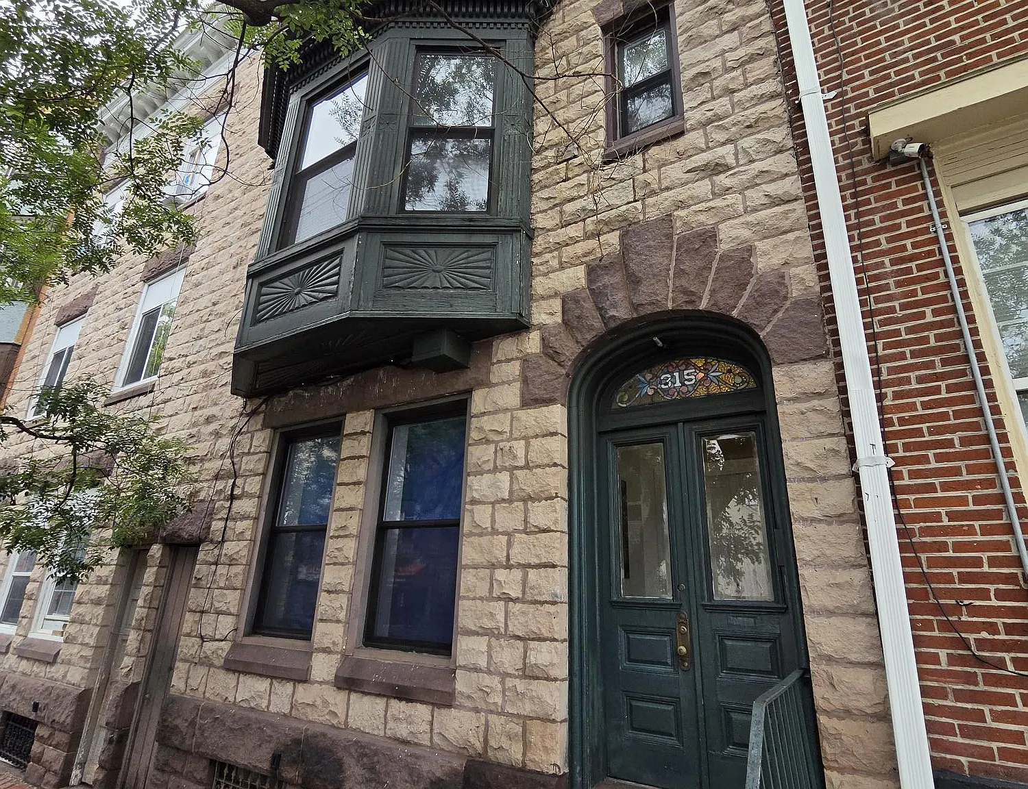 315 North 6th Street - 2F — Photo 2