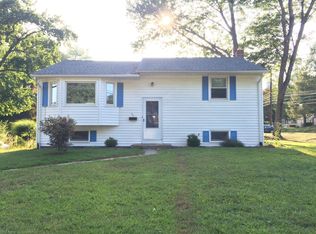 61 Berkshire Rd, West Hartford, CT 06107