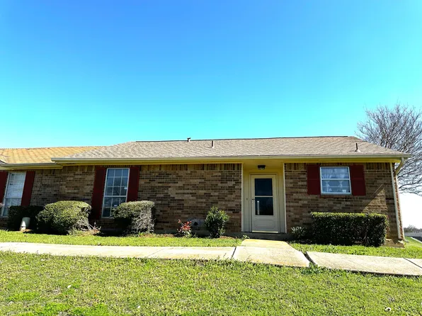 1 E Mountain Ln, Grand Prairie, TX 75052