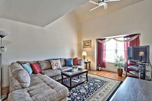 111 Park Pl — Photo 36