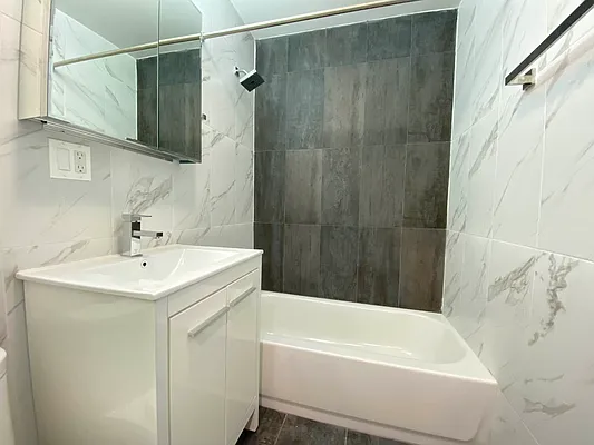 Rented by Compass | media 9