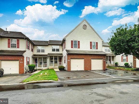 4th image of 207 Weiser Pl #1803