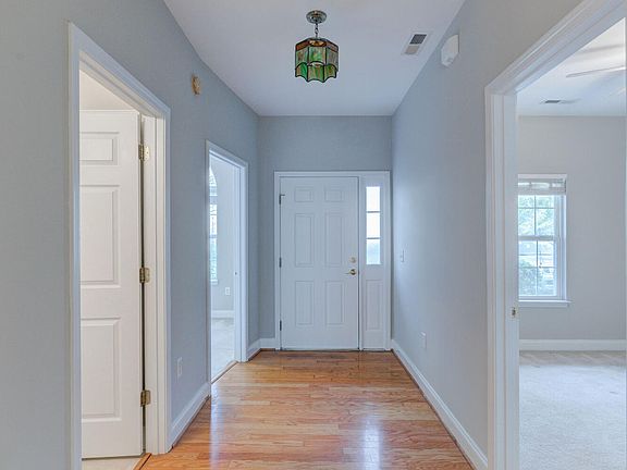 2nd image of 1602 Honeybee Lane