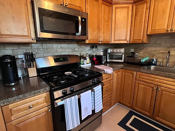 2nd image of 0 Claremont Ave