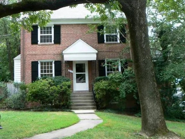 5274 Watson St NW, Washington, DC 20016
