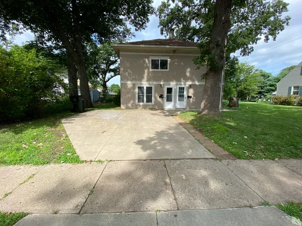 211 N Hazel Ave #211, Ames, IA 50010