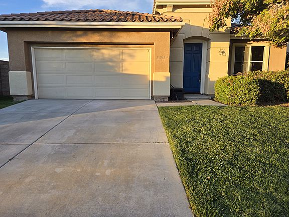 2nd image of 31548 Pompei Ln