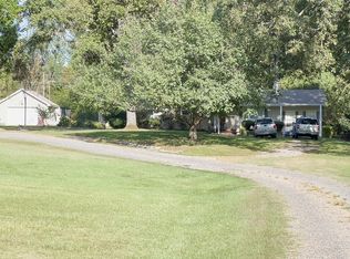 1165 Beersheba Rd, Columbus, MS 39702