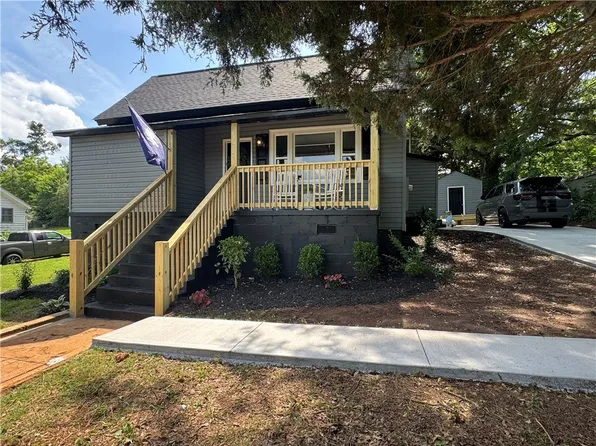 4 Conner St, Pelzer, SC 29669