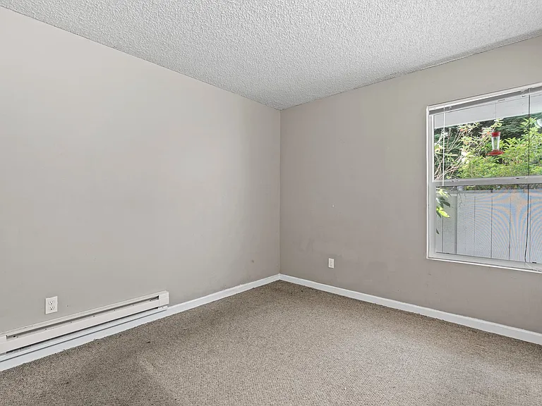 655 Reseda Dr #2 — Photo 7