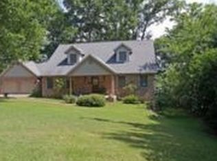 10 Fitch Cir, Rogers, AR 72756