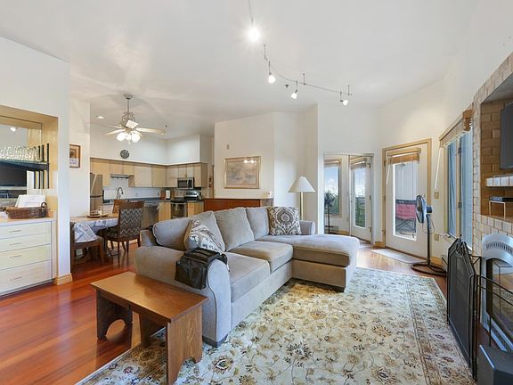 5th image of 5100 Valley View Dr #103
