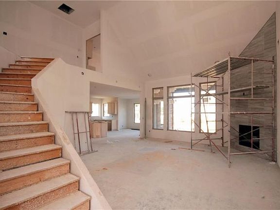 4th image of 8707 W Birdsong Ln